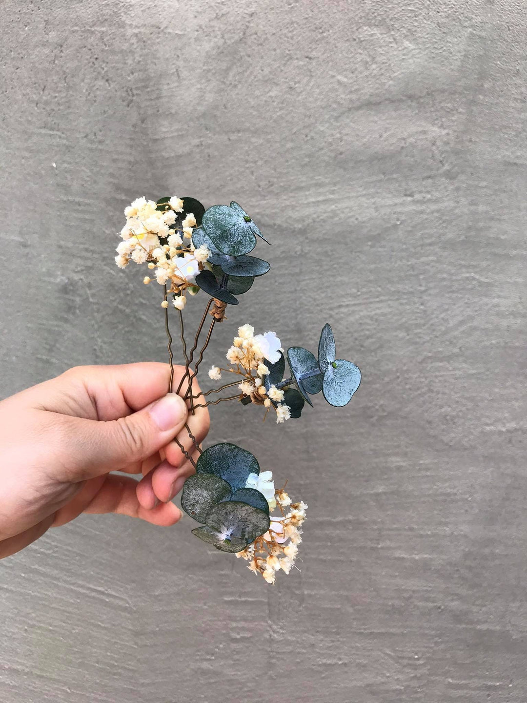 Eucalyptus & Baby's Breath Wedding Hair Pin: Green Flower Jewelry – handmade floral hair accessory by magaela