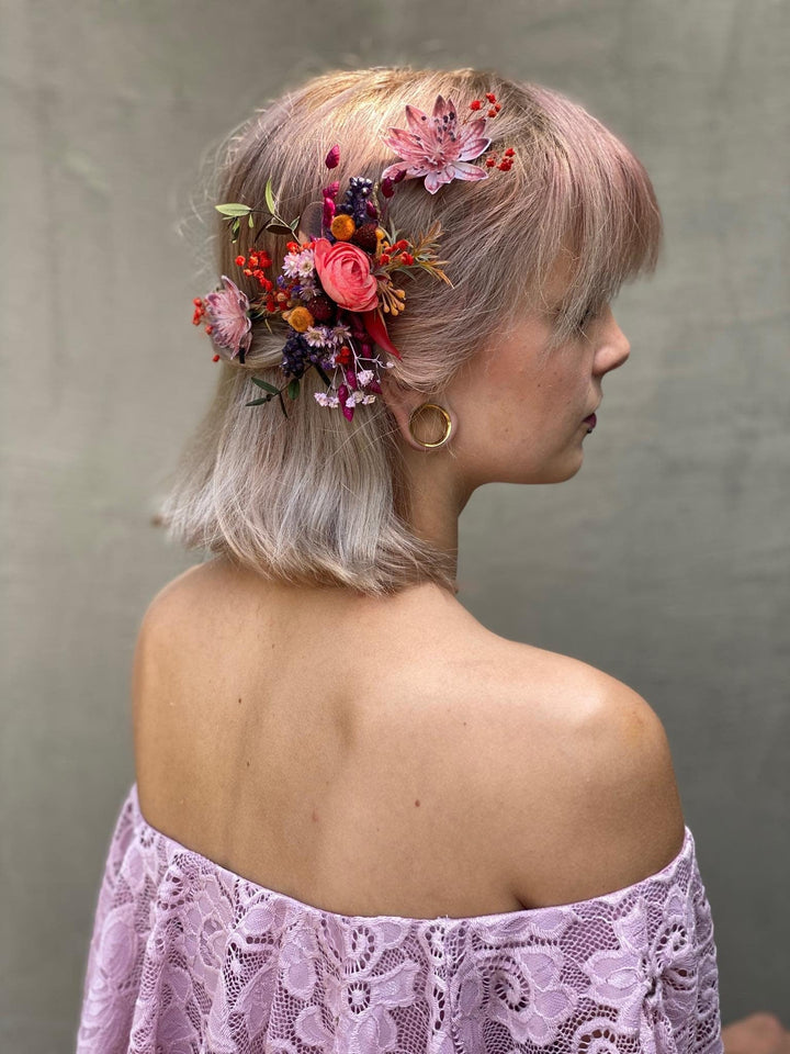 Bendable Flower Wedding Hair Comb: Bridal Hair Vine – handmade floral hair accessory by magaela