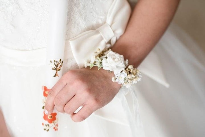 White Floral Headband: First Communion Hair Accessory – handmade floral hair accessory by magaela