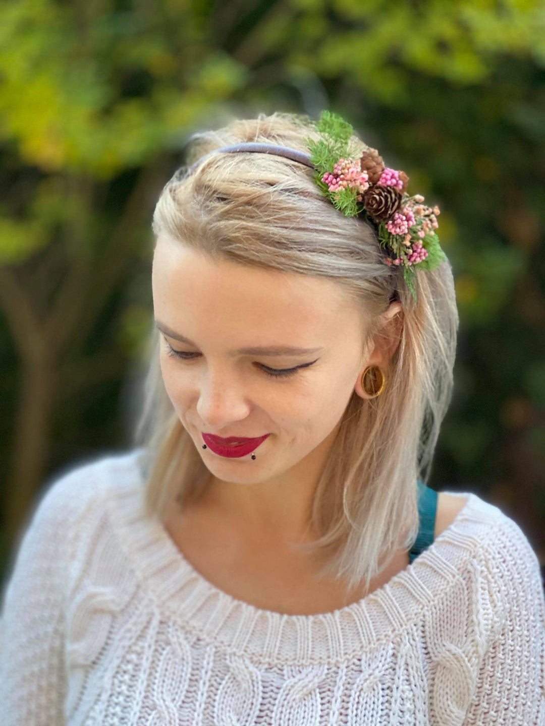 Christmas Pine Cone Headband: Winter Wedding Hair Accessory – handmade floral hair accessory by magaela
