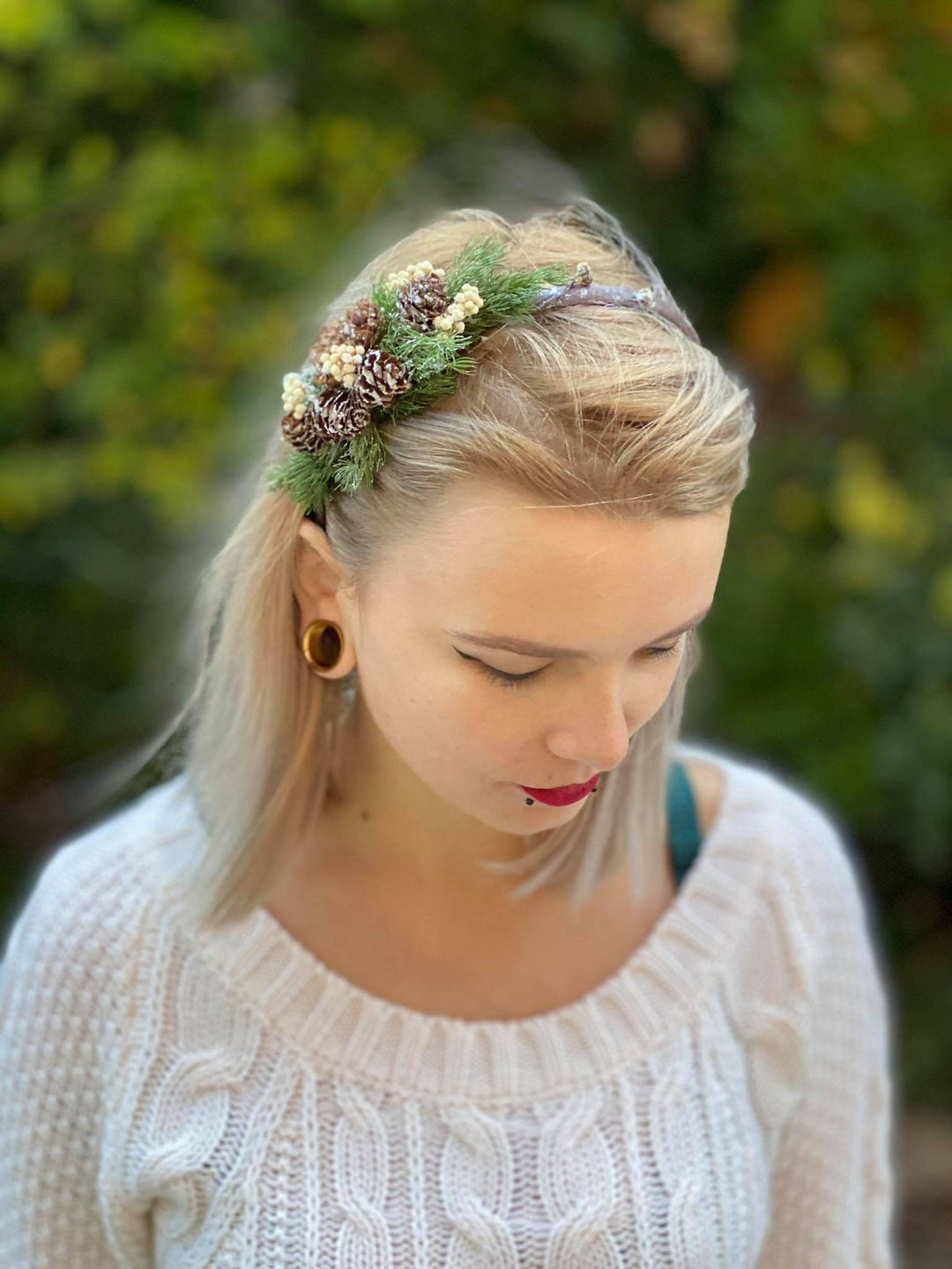 Christmas Pine Cone Headband: Winter Wedding Hair Accessory – handmade floral hair accessory by magaela