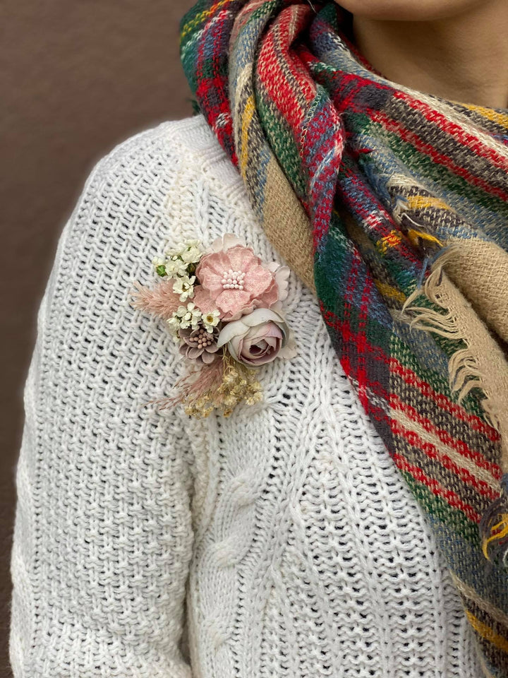 Blush Pink Flower Brooch: Romantic Wedding Accessory – handmade floral hair accessory by magaela