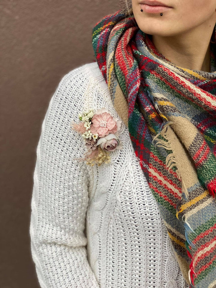 Blush Pink Flower Brooch: Romantic Wedding Accessory – handmade floral hair accessory by magaela