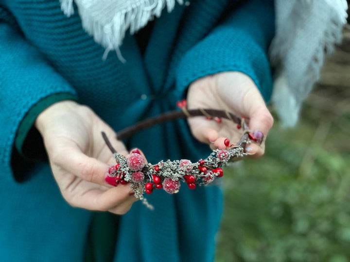 Winter Berries Headband: Frozen Christmas Bridal Hair Piece – handmade floral hair accessory by magaela