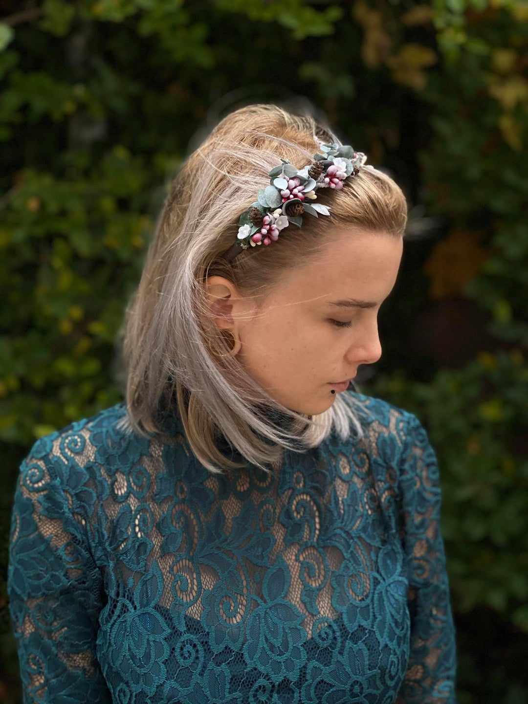 Romantic Winter Wedding Headband: Blush Flower & Pine Cone Hairband – handmade floral hair accessory by magaela