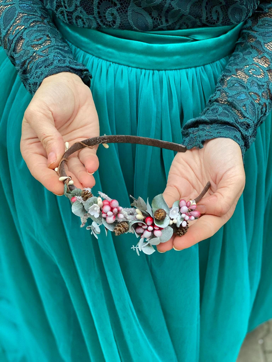 Romantic Winter Wedding Headband: Blush Flower & Pine Cone Hairband – handmade floral hair accessory by magaela
