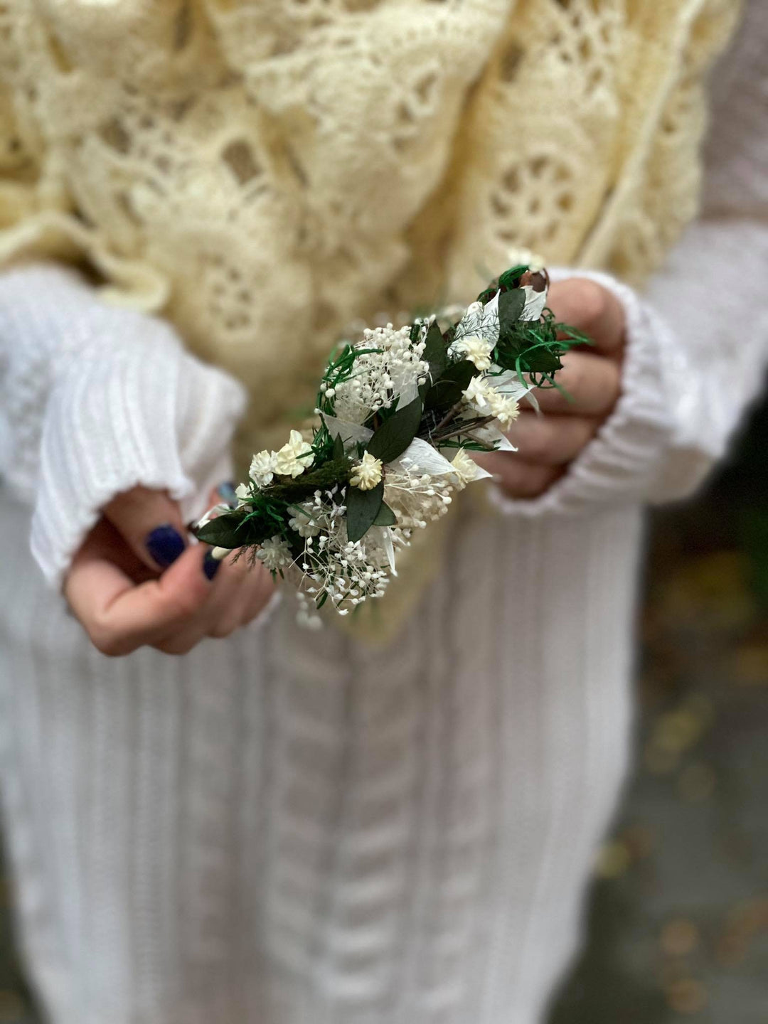 White Flower Bridal Headband: Winter Wedding Hair Piece – handmade floral hair accessory by magaela