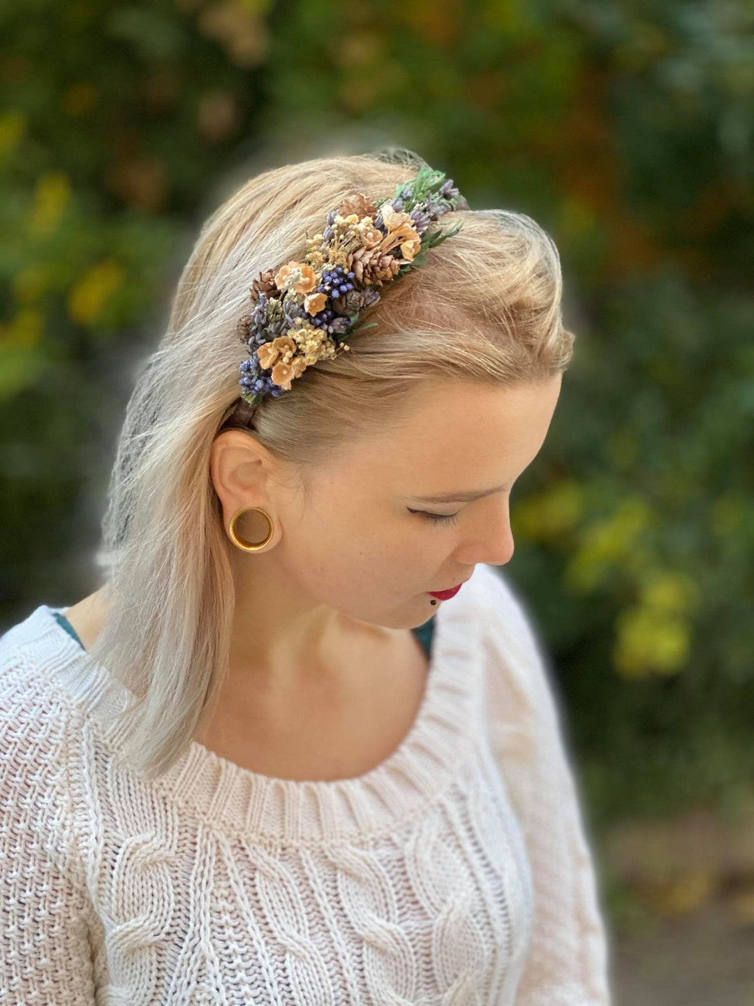 Christmas Pine Cone Headband: Winter Wedding Hair Accessory – handmade floral hair accessory by magaela