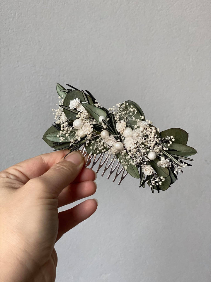 Bridal Flower Hair Comb: Greenery, Pearls, Ivory Wedding Hairpiece – handmade floral hair accessory by magaela