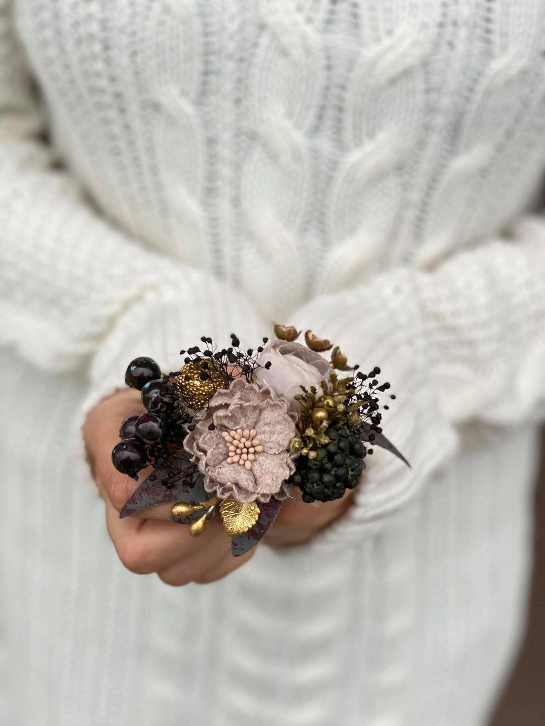 Dusty Pink Flower Brooch: Golden Romantic Bridal Accessory – handmade floral hair accessory by magaela
