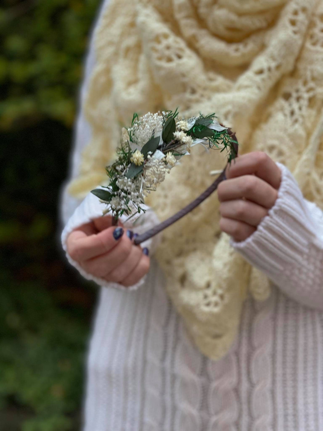 White Flower Bridal Headband: Winter Wedding Hair Piece – handmade floral hair accessory by magaela