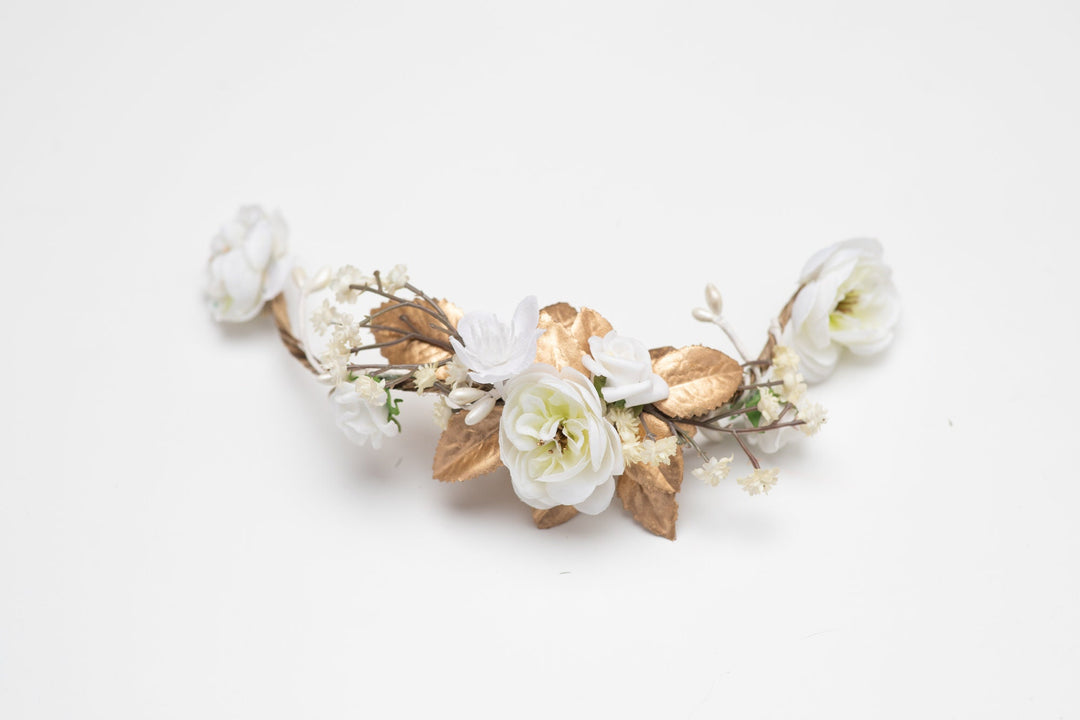 White Flower Bridal Hair Comb: Gold Wedding Hair Vine – handmade floral hair accessory by magaela