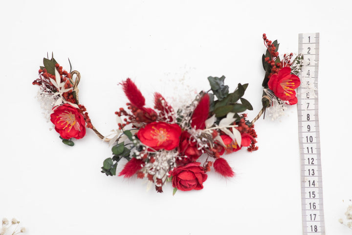 Red Flower Bridal Hair Comb: Flexible Wedding Hair Vine – handmade floral hair accessory by magaela