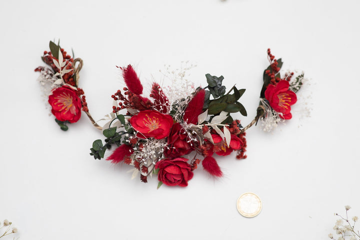 Red Flower Bridal Hair Comb: Flexible Wedding Hair Vine – handmade floral hair accessory by magaela