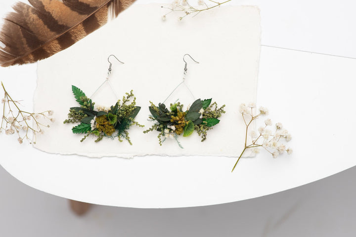 Greenery Triangle Dangle Earrings: Dried Flower Bridal Jewelry – handmade floral hair accessory by magaela