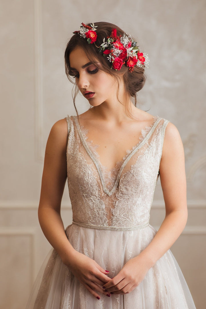 Red Flower Bridal Hair Comb: Flexible Wedding Hair Vine – handmade floral hair accessory by magaela