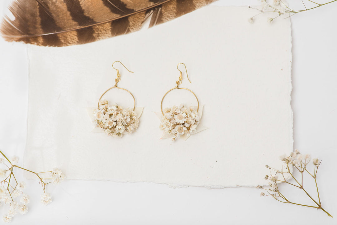 Baby's Breath Flower Earrings: Golden Circle Wedding Jewelry – handmade floral hair accessory by magaela