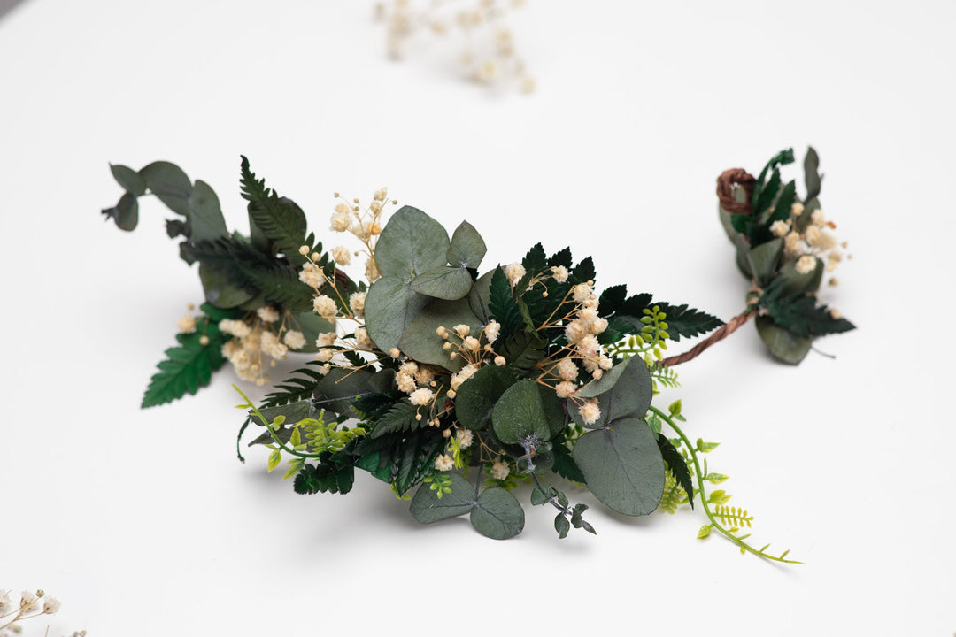 Eucalyptus Bridal Hair Comb: Greenery Wedding Hair Vine – handmade floral hair accessory by magaela