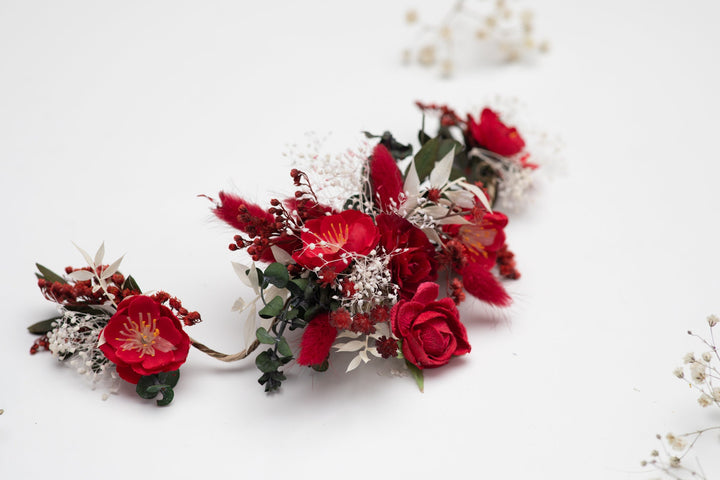 Red Flower Bridal Hair Comb: Flexible Wedding Hair Vine – handmade floral hair accessory by magaela