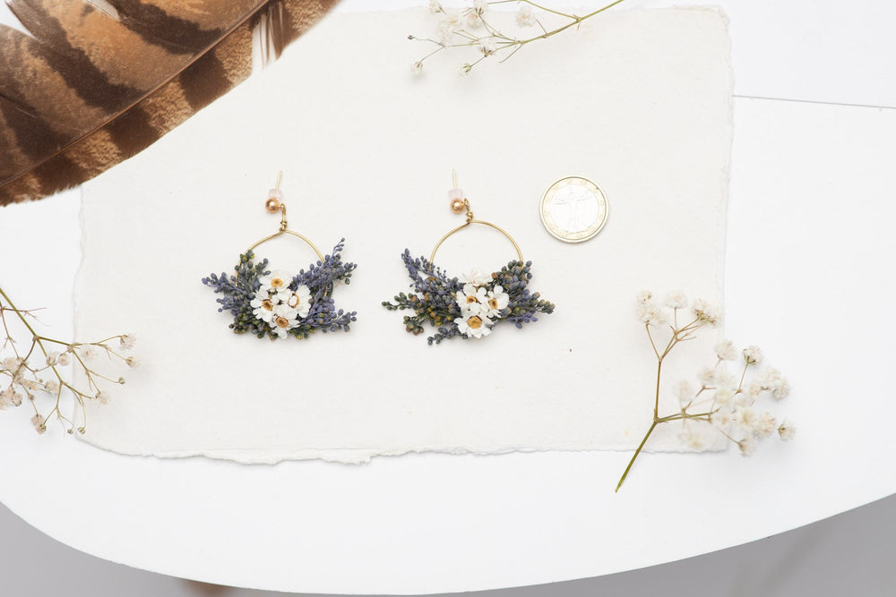 Lavender Circle Dangle Earrings: Dried Flower Wedding Jewelry – handmade floral hair accessory by magaela