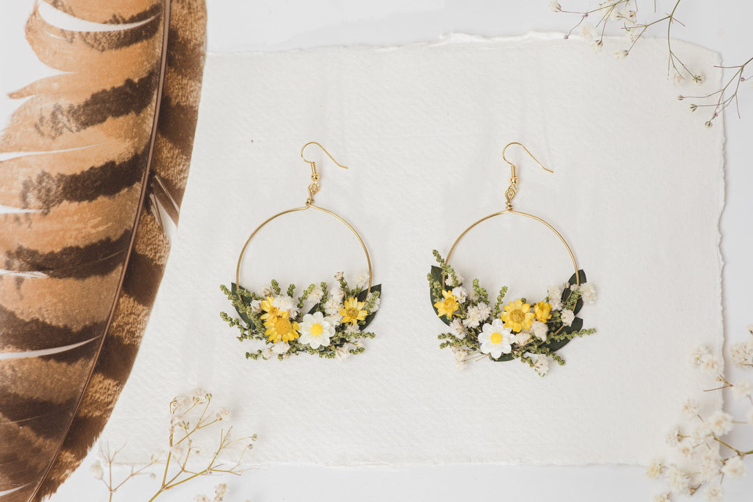 Meadow Flower Circle Earrings: Handmade Yellow & White Floral Jewelry – handmade floral hair accessory by magaela