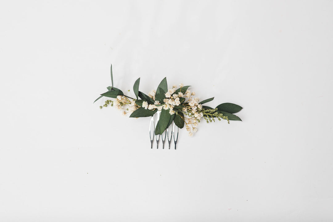 Baby's Breath Wedding Hair Comb: Greenery Bridal Accessory – handmade floral hair accessory by magaela