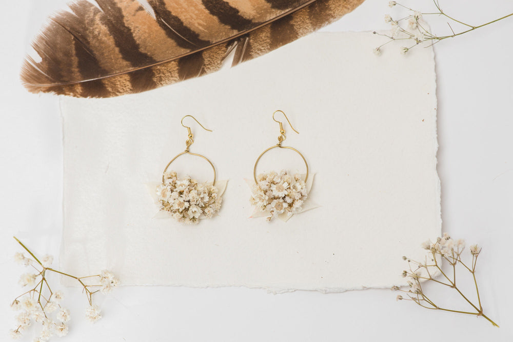Baby's Breath Flower Earrings: Golden Circle Wedding Jewelry – handmade floral hair accessory by magaela