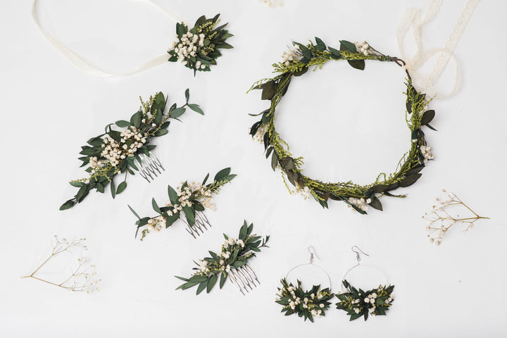 Baby's Breath Wedding Hair Comb: Greenery Bridal Accessory – handmade floral hair accessory by magaela