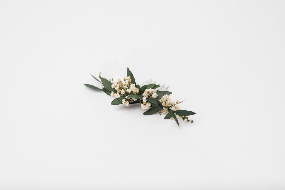 Baby's Breath Wedding Mini Hair Comb: Greenery Bridal Accessory – handmade floral hair accessory by magaela