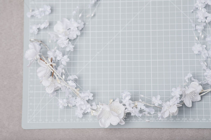 White Flower Bridal Hair Vine: Flexible Wedding Headpiece – handmade floral hair accessory by magaela