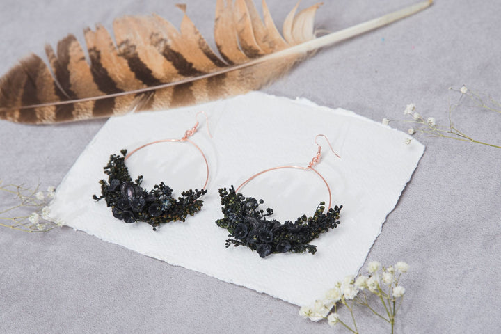Black Flower Circle Earrings: Rose Gold Hoop Dangle Jewelry – handmade floral hair accessory by magaela