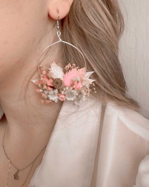 Blush Pink Dried Flower Earrings: Romantic Vintage Surgical Steel Dangle – handmade floral hair accessory by magaela