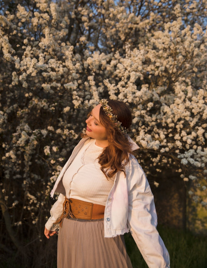 Preserved Baby's Breath Flower Hair Wreath: Bridal Summer Hair Crown – handmade floral hair accessory by magaela