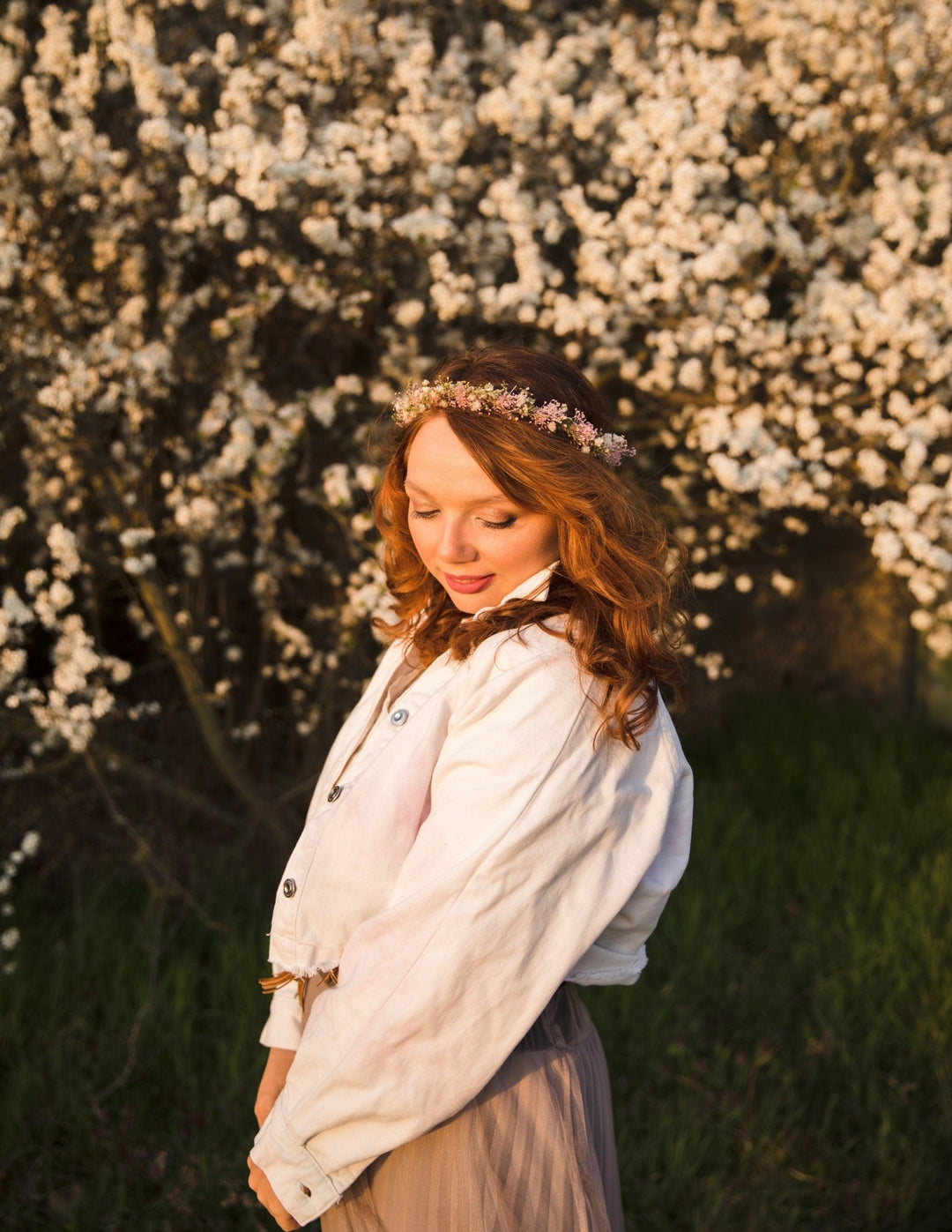 Preserved Baby's Breath Flower Crown: Romantic Blush Wedding Headpiece – handmade floral hair accessory by magaela