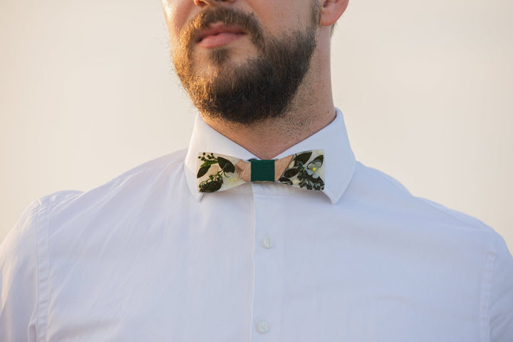 Floral Resin Wooden Bow Tie: Green & White Wedding Accessory – handmade floral hair accessory by magaela