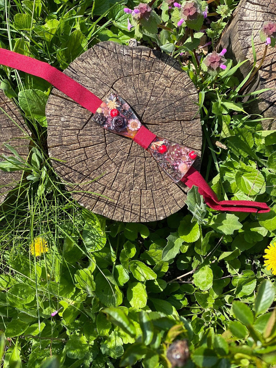 Resin Flower Bow Tie: Handmade Woodland Wedding Accessories – handmade floral hair accessory by magaela