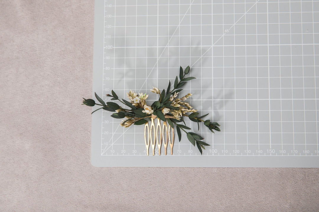 Eucalyptus Wedding Hair Comb: Greenery Bridal Flower Accessories – handmade floral hair accessory by magaela
