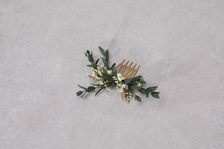 Eucalyptus Wedding Hair Comb: Greenery Bridal Flower Accessories – handmade floral hair accessory by magaela