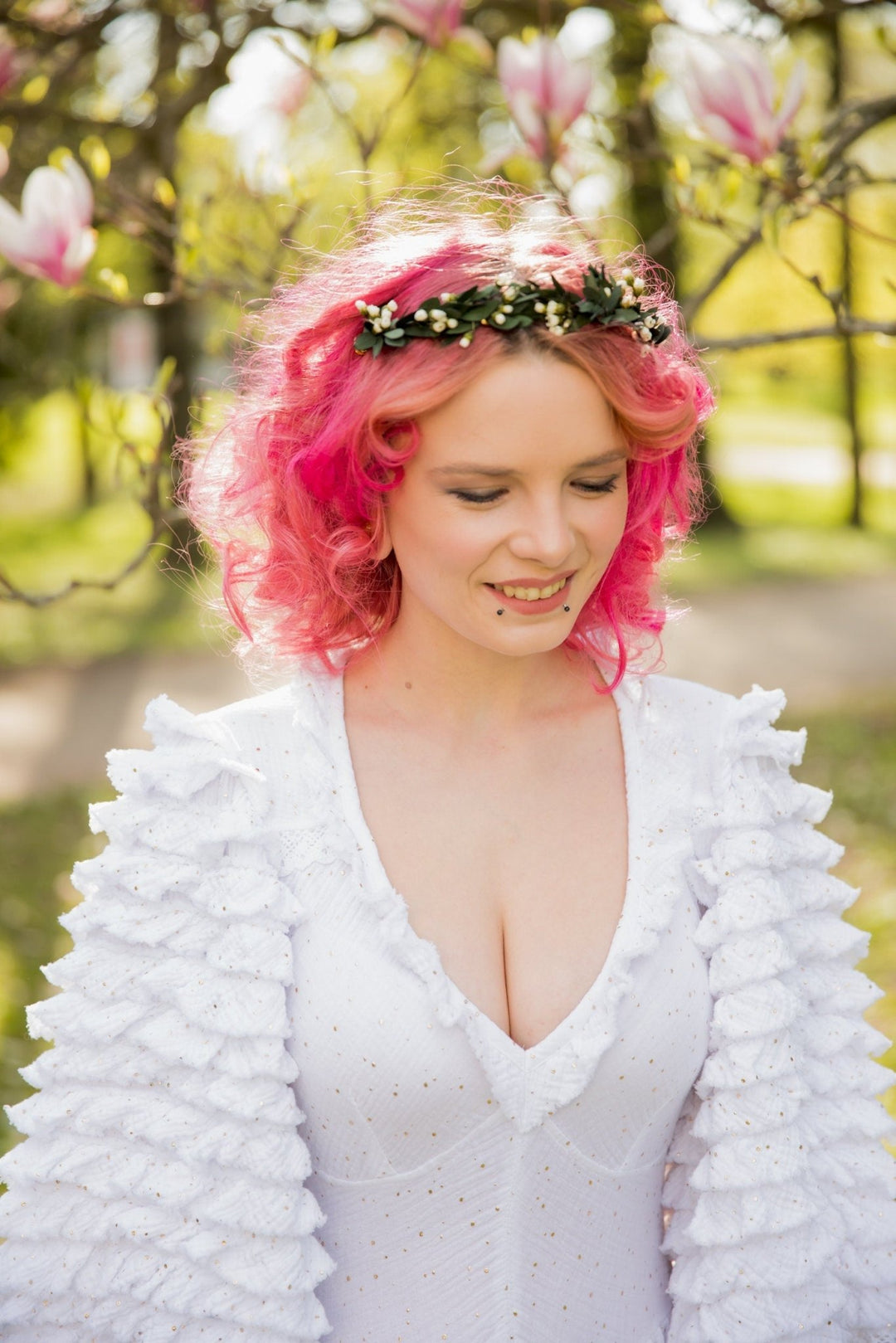 Eucalyptus Bridal Headband: Green & White Flower Hair Jewelry – handmade floral hair accessory by magaela