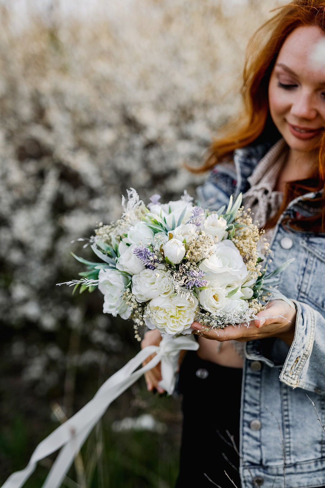 Customisable White & Green Bridal Bouquet: Boho Wedding Inspiration – handmade floral hair accessory by magaela