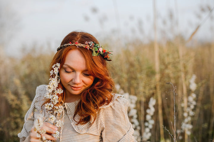 Woodland Bridal Hair Wreath: Forest Wedding Flower Crown – handmade floral hair accessory by magaela