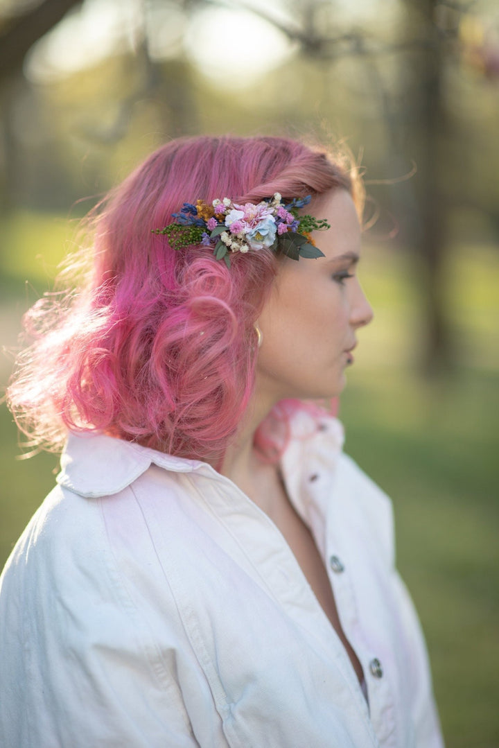 Wildflower Wedding Hair Comb: Handmade Meadow Bridal Hairpiece – handmade floral hair accessory by magaela
