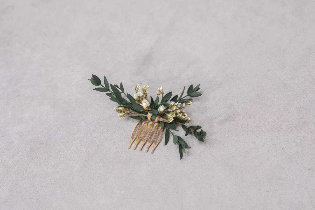 Eucalyptus Wedding Hair Comb: Greenery Bridal Flower Accessories – handmade floral hair accessory by magaela