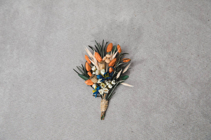 Natural flower set Bridal hair comb Boutonniere for groom Matching wedding accessories Orange and blue hair comb Rosemary and olive leaves – handmade floral hair accessory by magaela