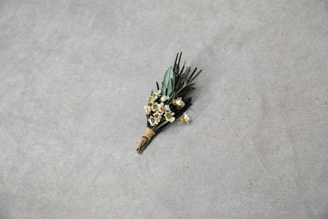 Olive Leaf Boutonniere: Rosemary Corsage, Preserved Greenery Wedding Accessory – handmade floral hair accessory by magaela