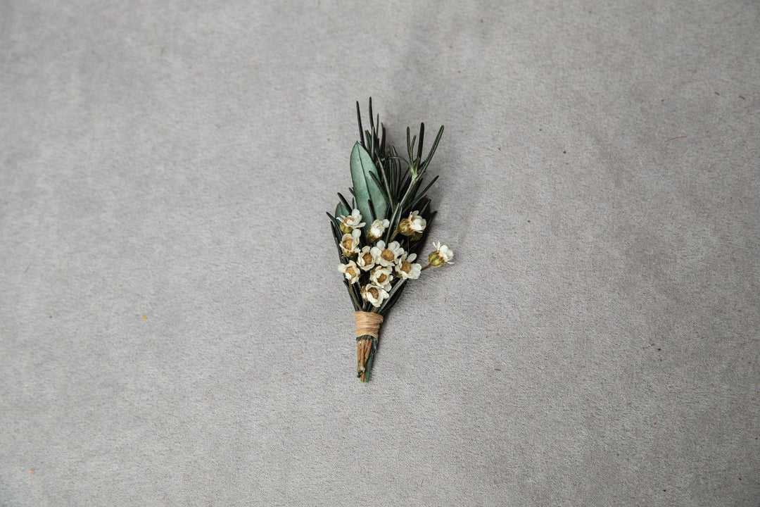 Olive Leaf Boutonniere: Rosemary Corsage, Preserved Greenery Wedding Accessory – handmade floral hair accessory by magaela