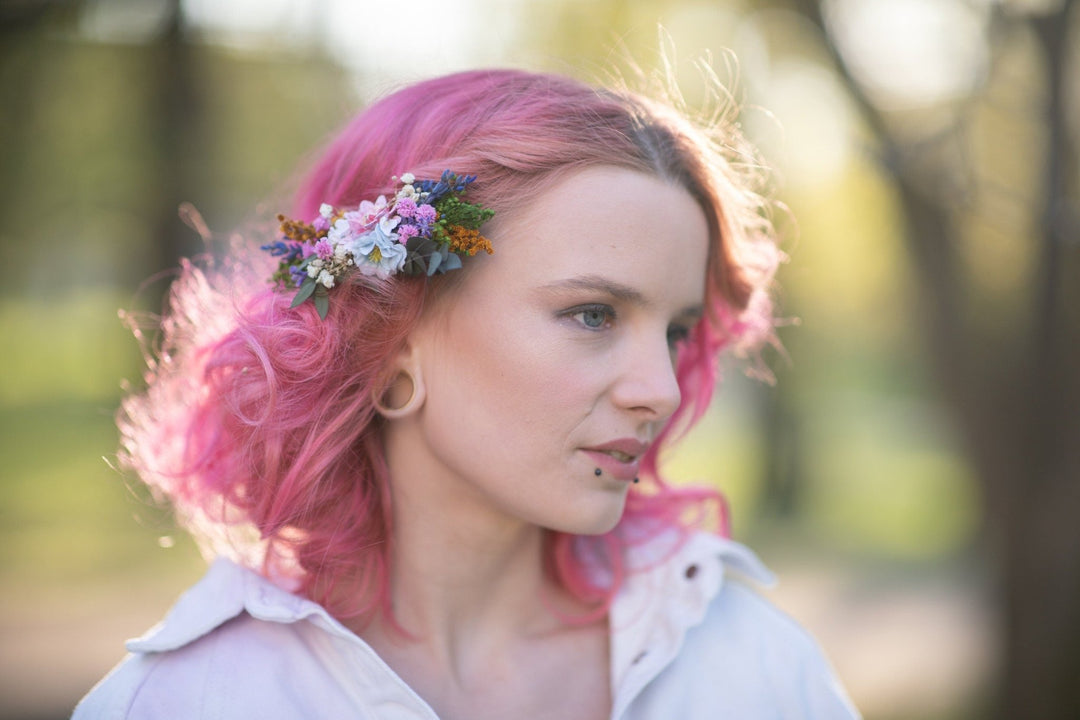 Wildflower Wedding Hair Comb: Handmade Meadow Bridal Hairpiece – handmade floral hair accessory by magaela
