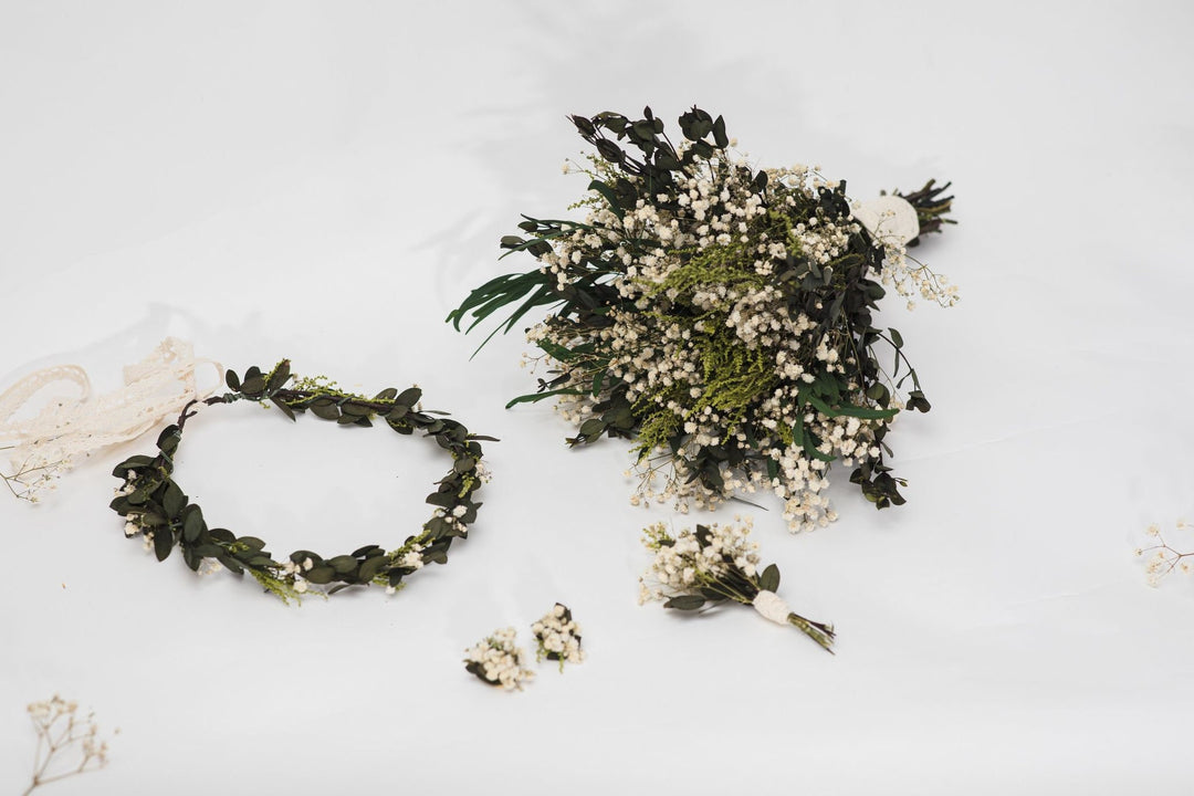 Preserved Eucalyptus Bridal Bouquet: Greenery & Baby's Breath Wedding Flowers – handmade floral hair accessory by magaela
