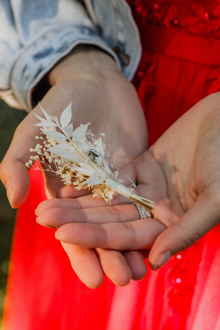 Dried Flower Boutonniere: Ivory Cream Wedding Groomsmen Corsage – handmade floral hair accessory by magaela
