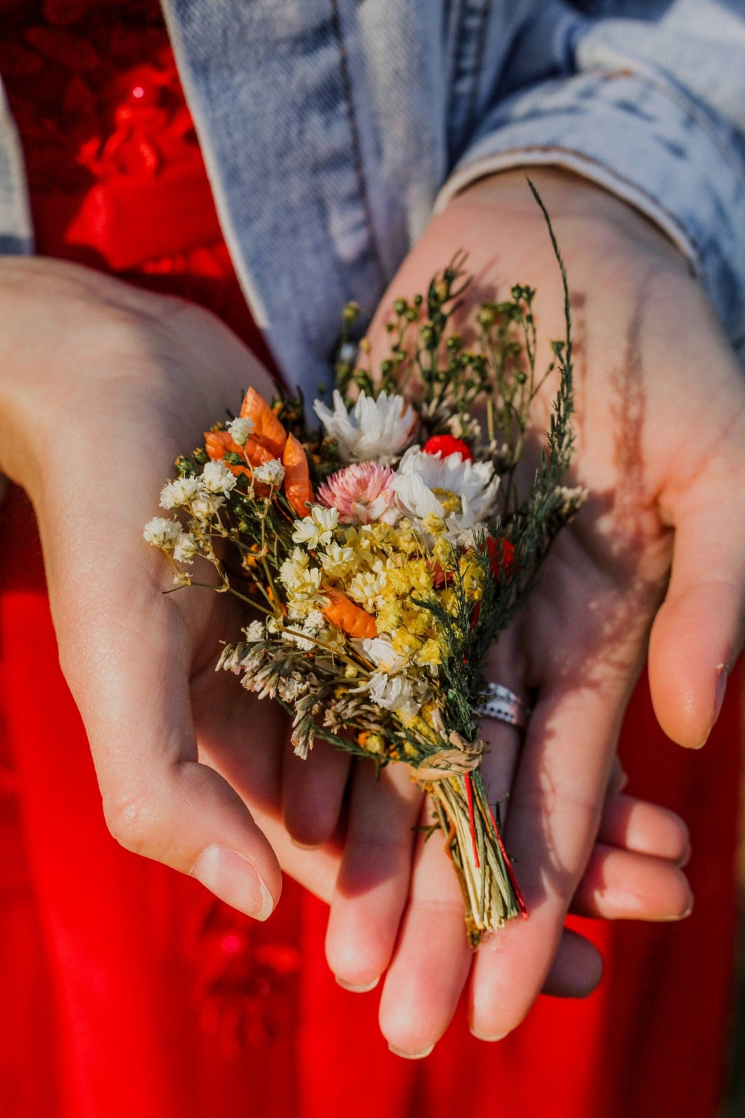 Dried Flower Boutonniere: Natural Meadow Wedding Groom Corsage – handmade floral hair accessory by magaela